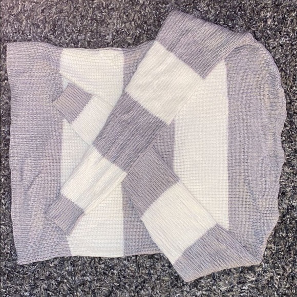 Ardene - XS sweater - Picture 2 of 3